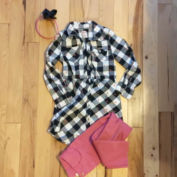 Levi's size 6 (medium) plaid flannel dress with hearts - Picture 1 of 4